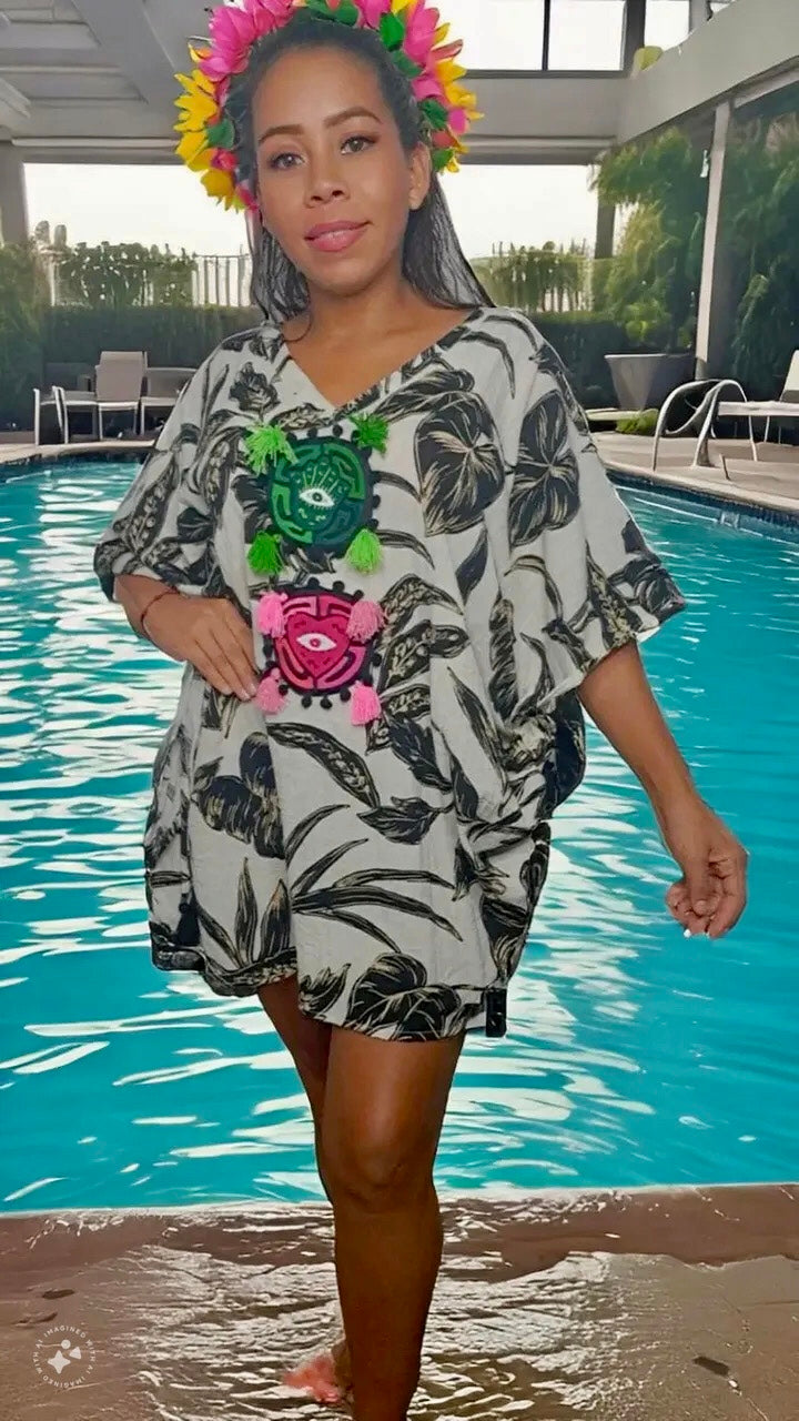 Mola Poncho Mojito | Hamsa Collection