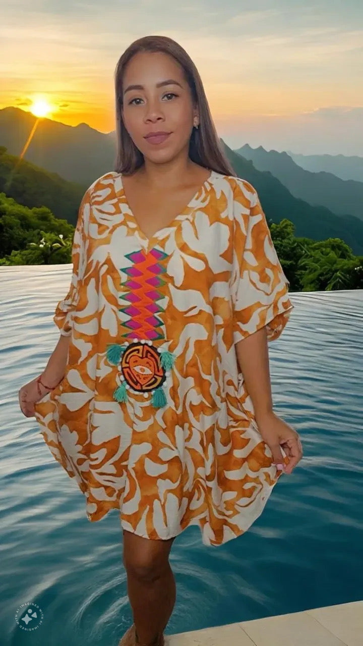 Ombre Pinta Mola Poncho Mosaico | Hamsa Collection